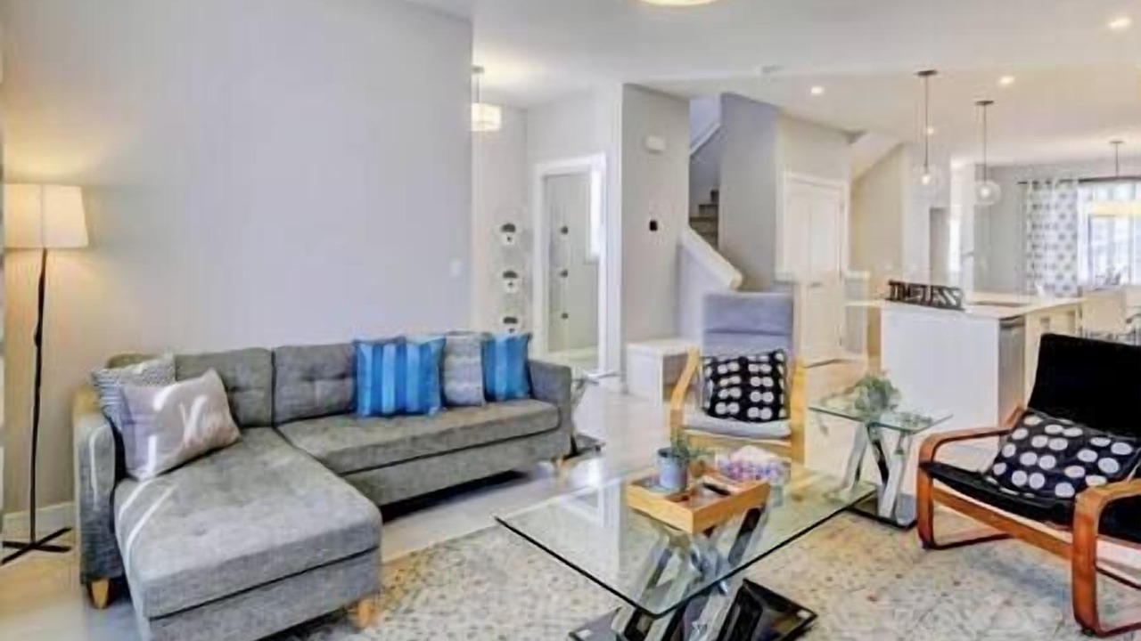 Photo of Livingroom in Chestermere