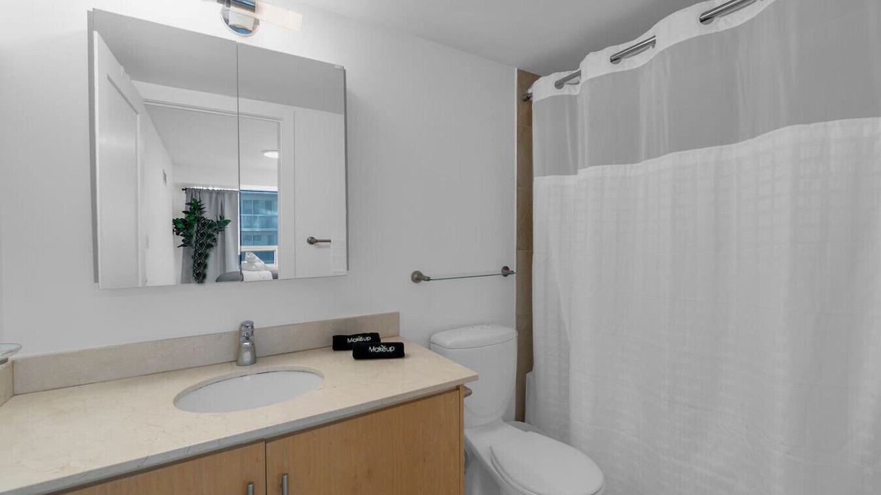 Photo of Bathroom in Fashion District
