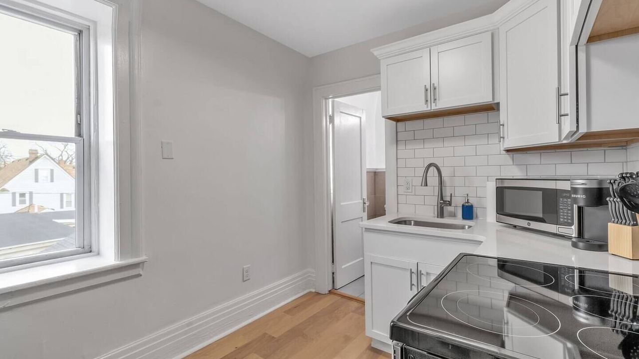 Photo of Kitchen in Front Park