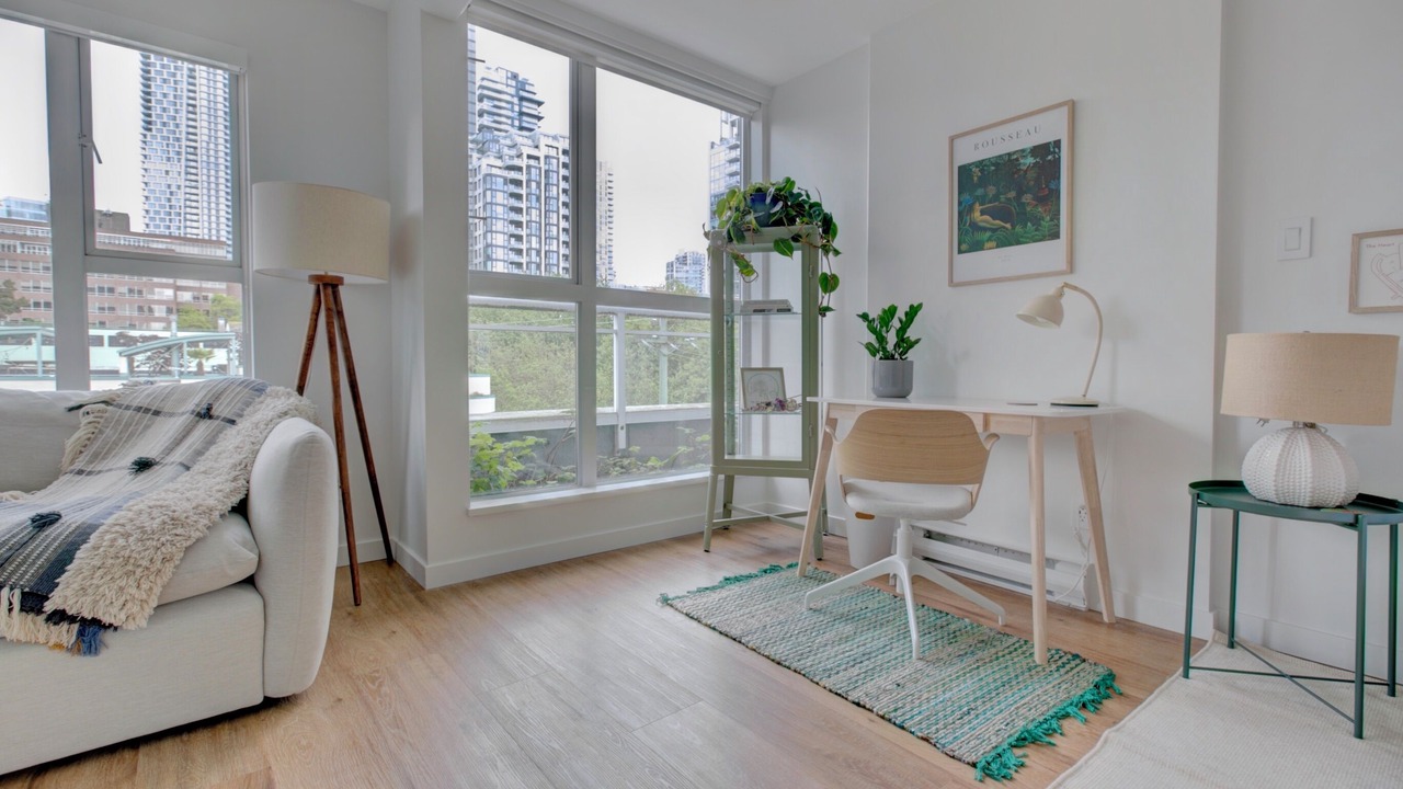 Photo of Livingroom in Downtown Vancouver