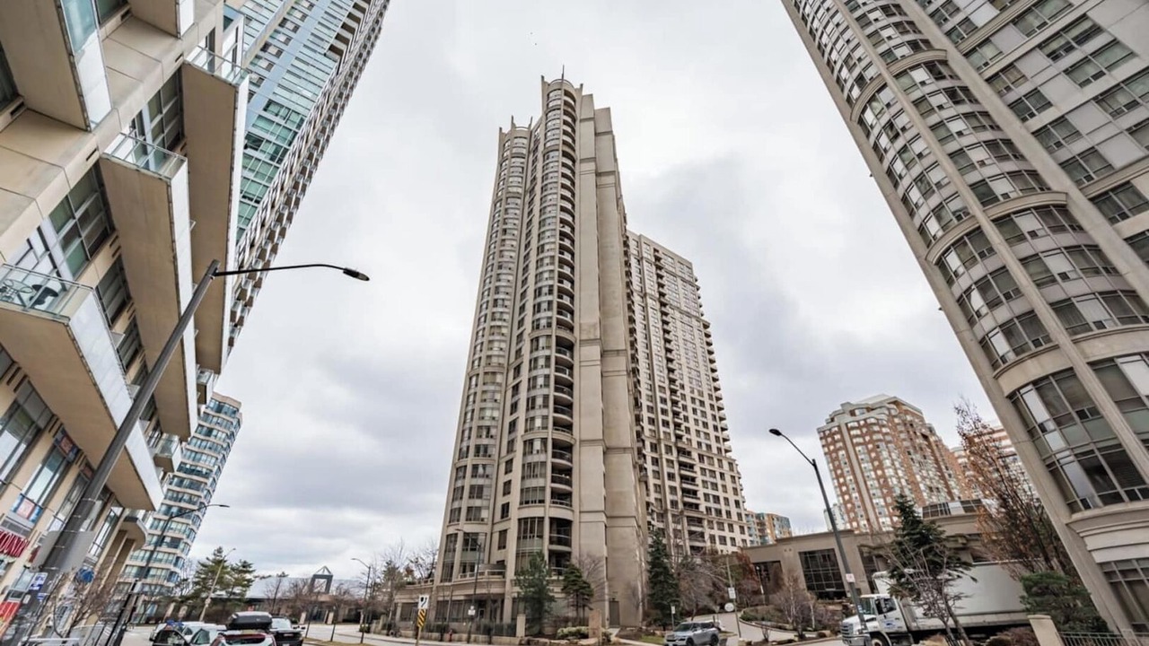 Photo of Outdoor in Downtown Mississauga