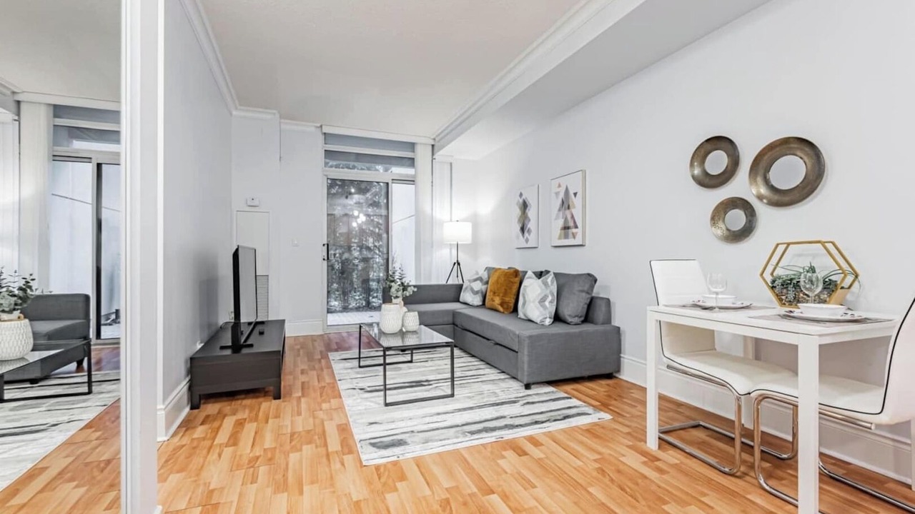 Photo of Livingroom in Downtown Mississauga