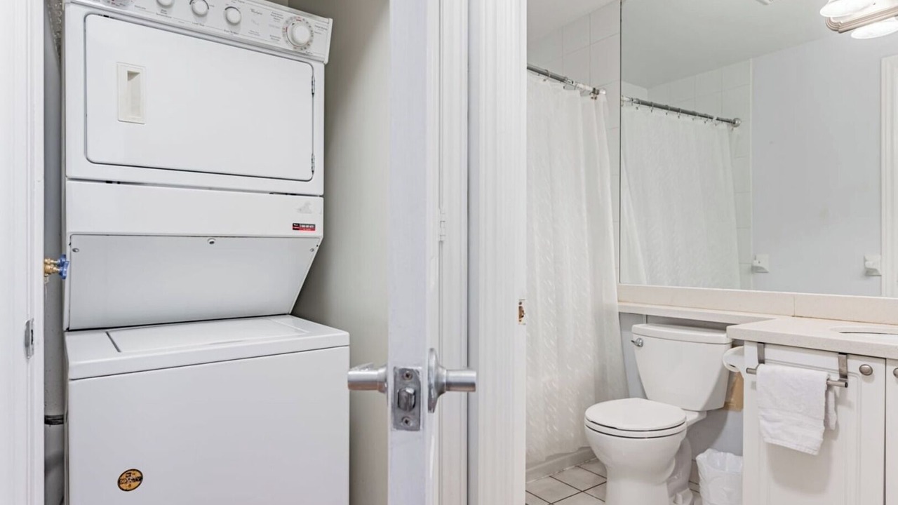 Photo of Bathroom in Downtown Mississauga