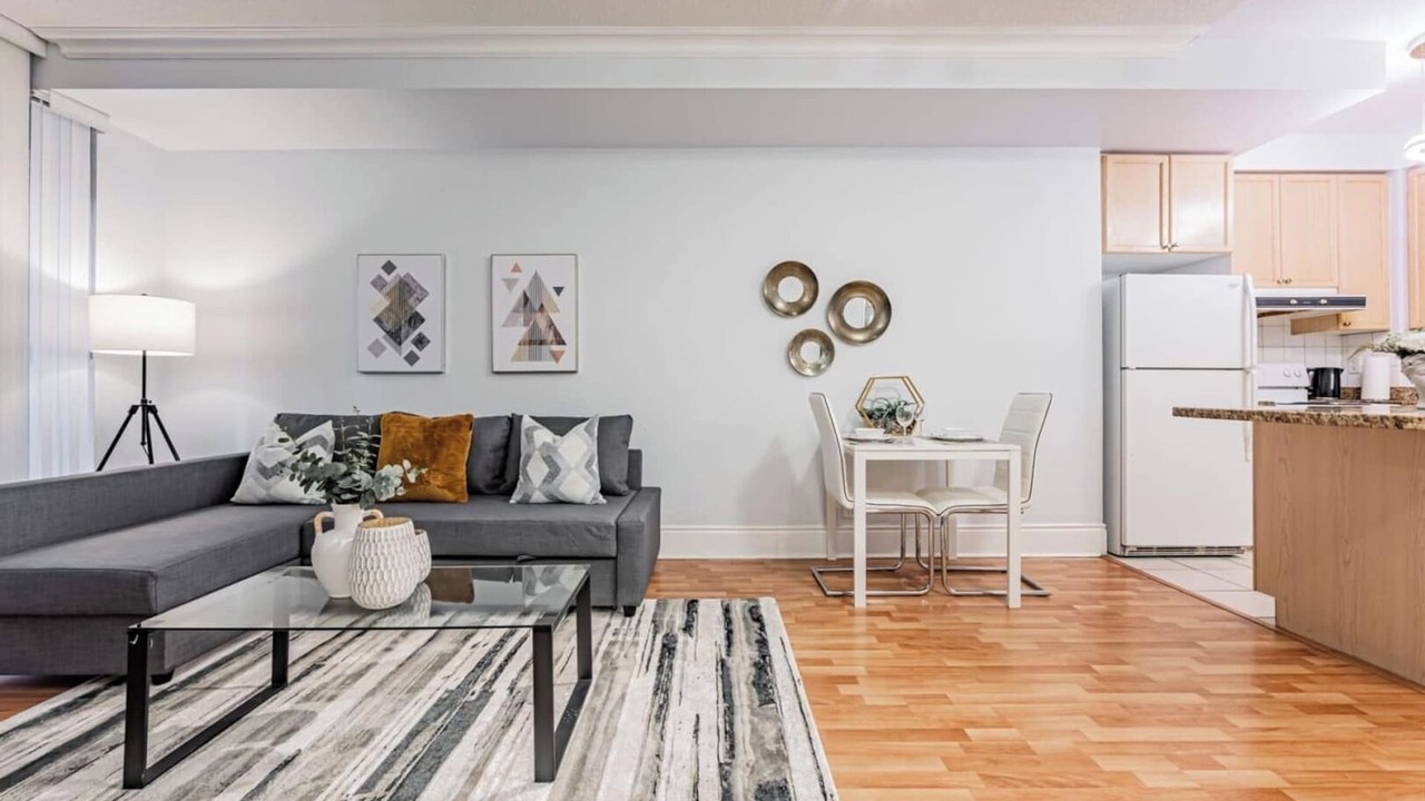 Photo of Livingroom in Downtown Mississauga