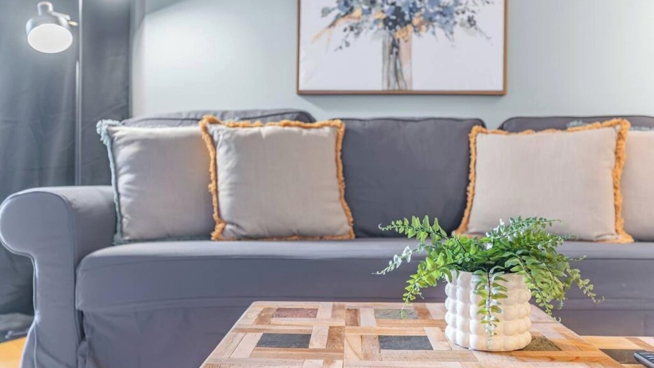 Photo of Livingroom in Downtown Mississauga