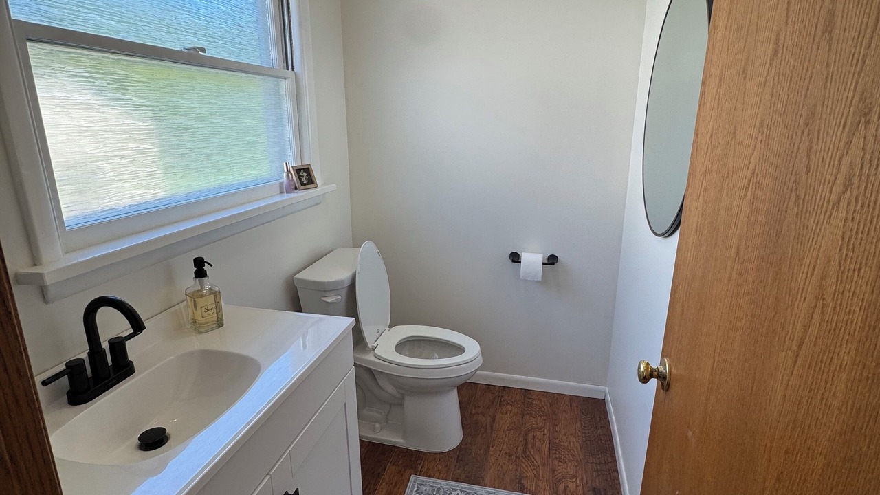Photo of Bathroom in Calumet