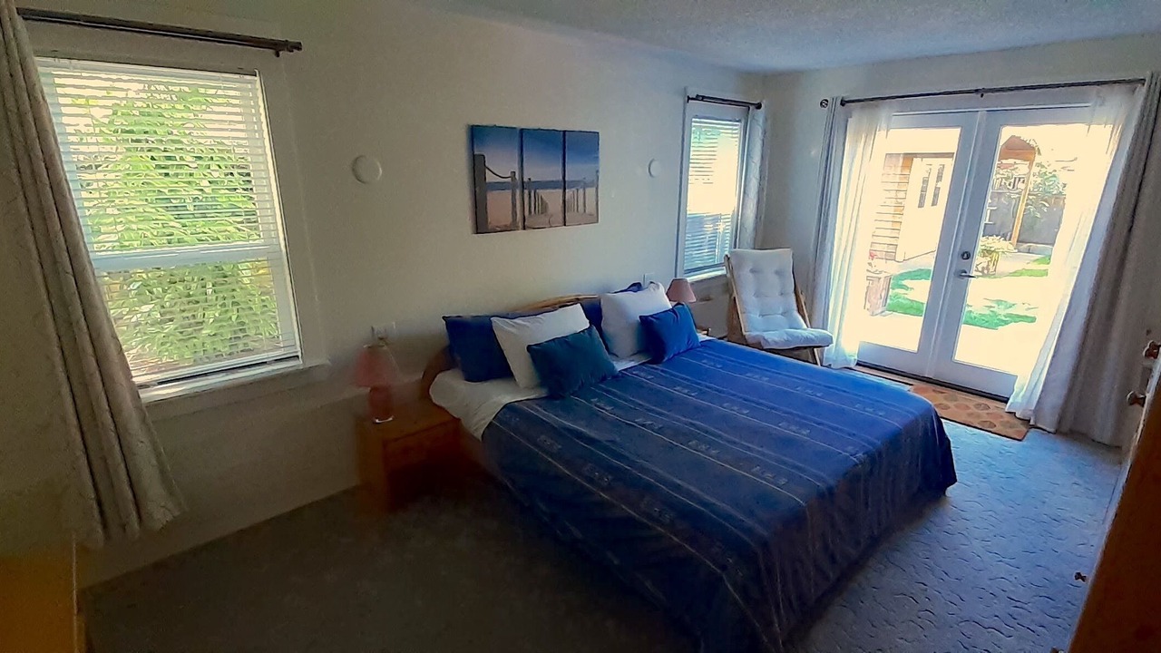 Photo of Bedroom in Booktown