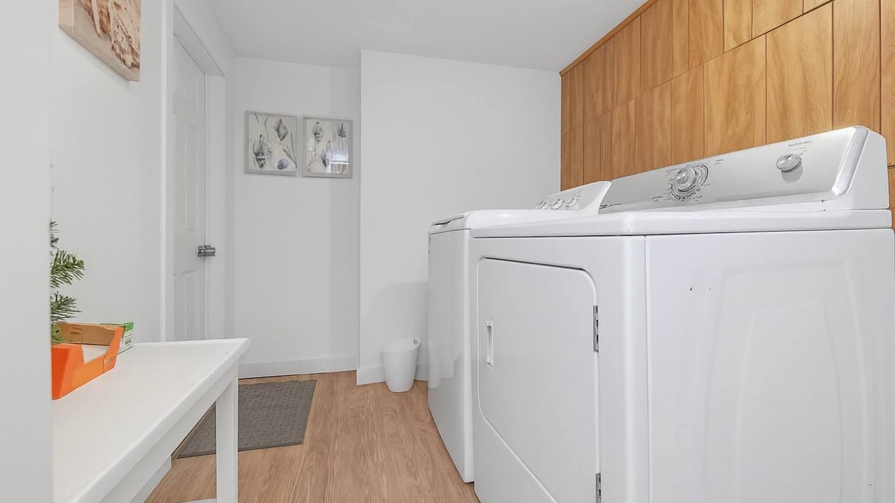Photo of Bedroom in Saanich West