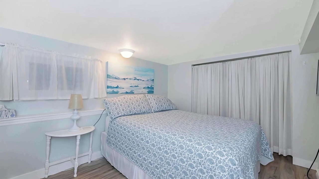 Photo of Bedroom in Saanich West