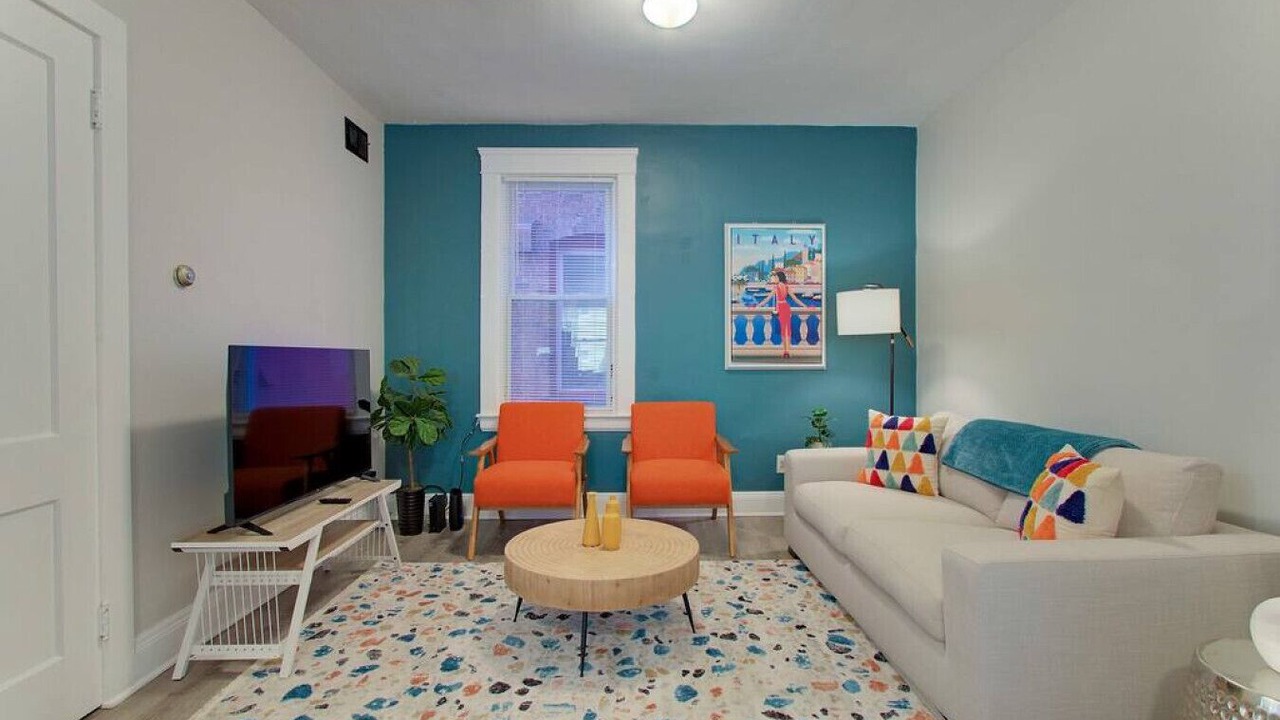 Photo of Livingroom in University Circle