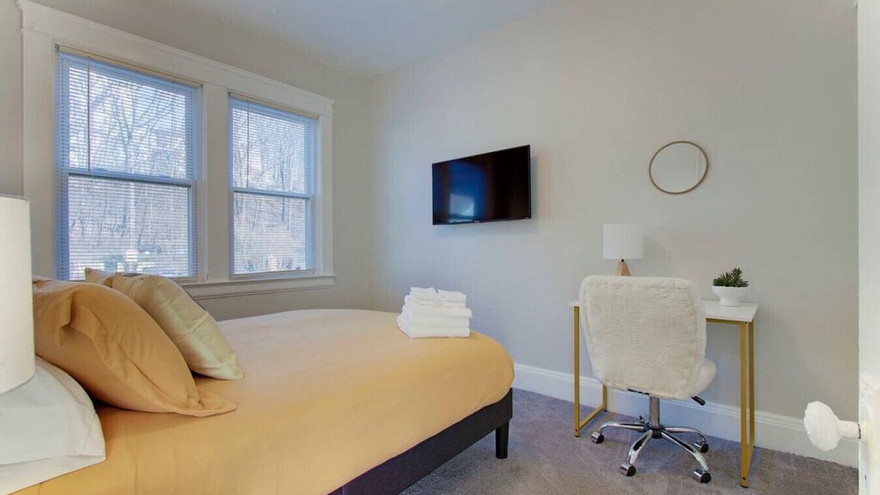 Photo of Bedroom in University Circle