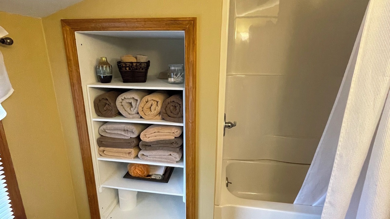 Photo of Bathroom in Pymatuning South