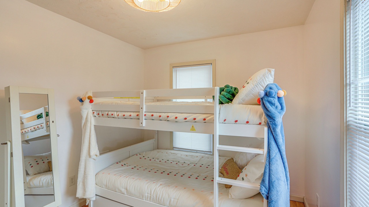 Photo of Bedroom in Vermilion