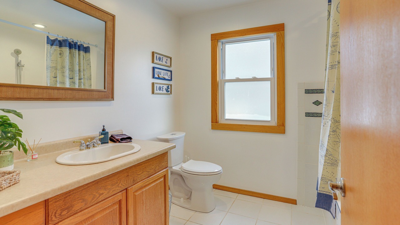 Photo of Bathroom in Vermilion