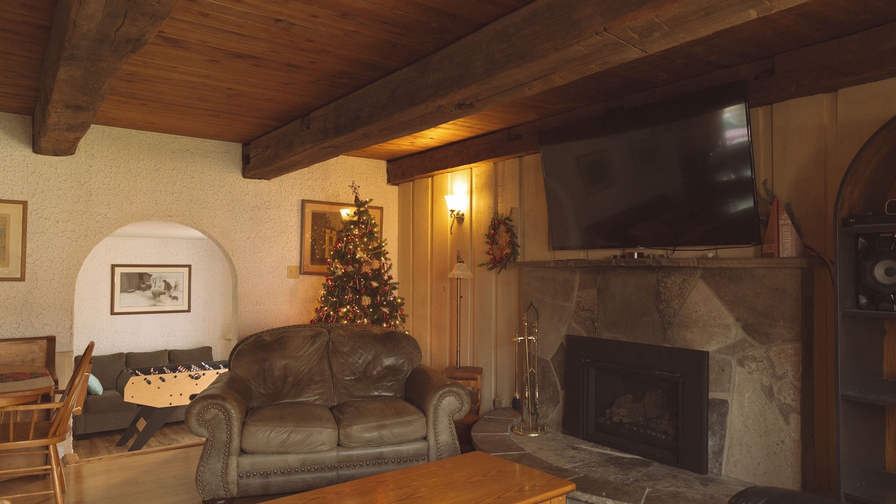 Photo of Livingroom in Glen Huron