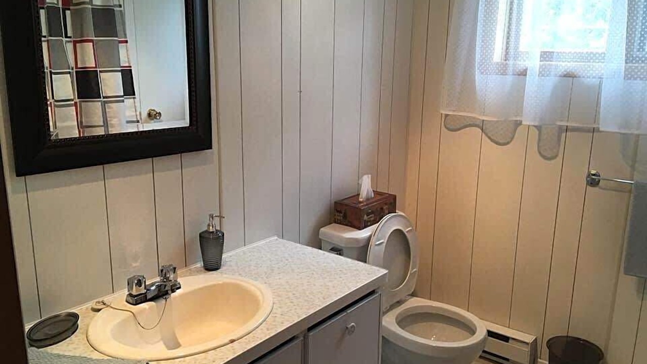 Photo of Bathroom in Riviere-du-Loup Regional County Municipality