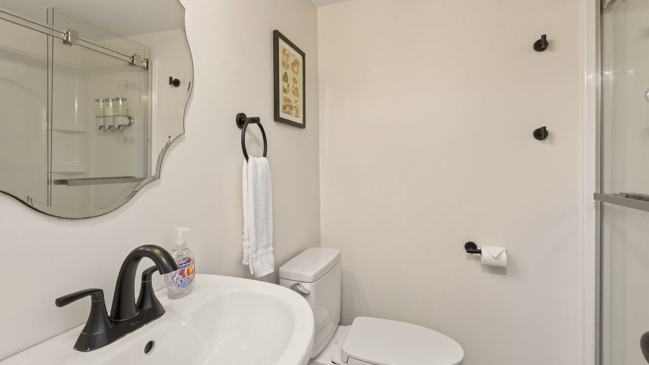 Photo of Bathroom in Seneca Falls