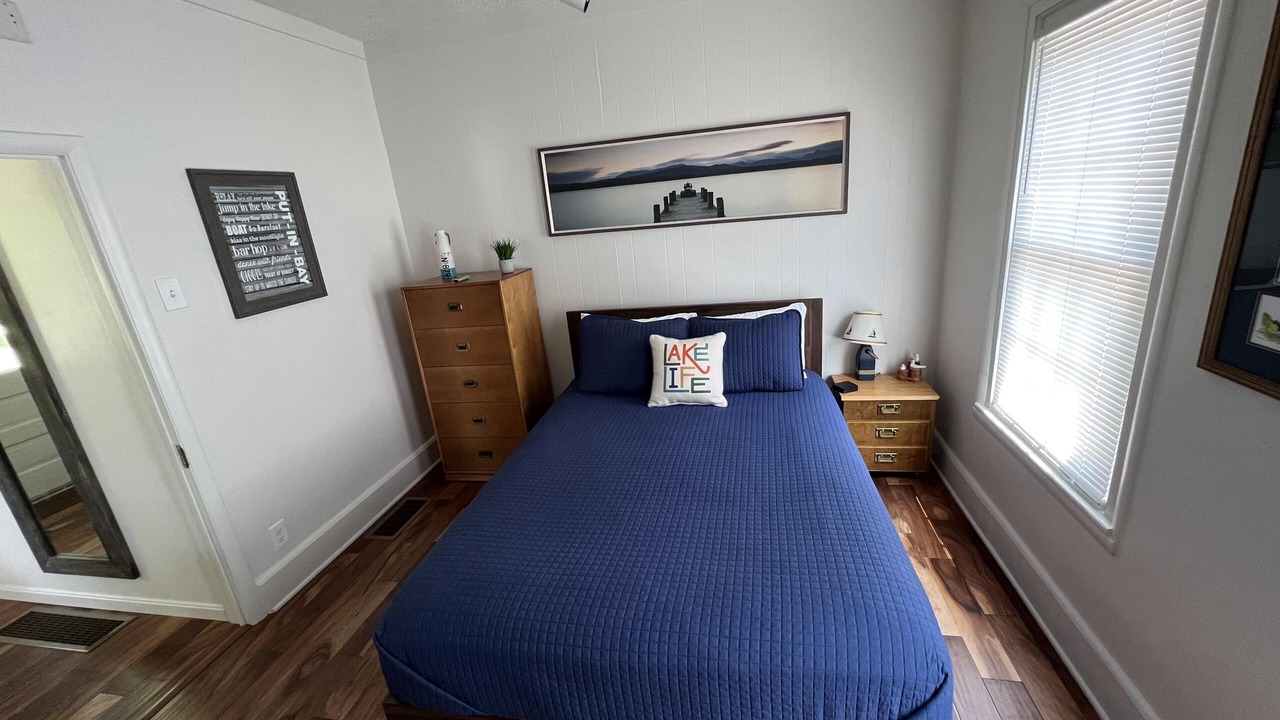 Photo of Bedroom in Put-in-Bay