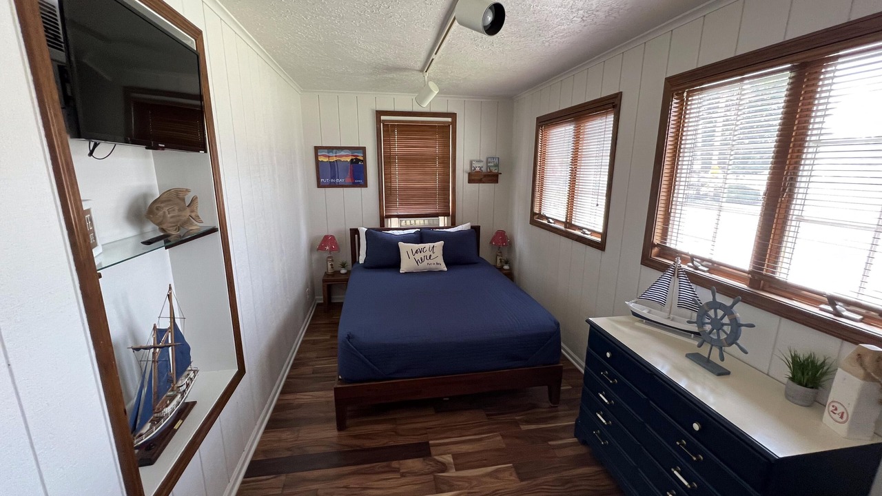 Photo of Bedroom in Put-in-Bay