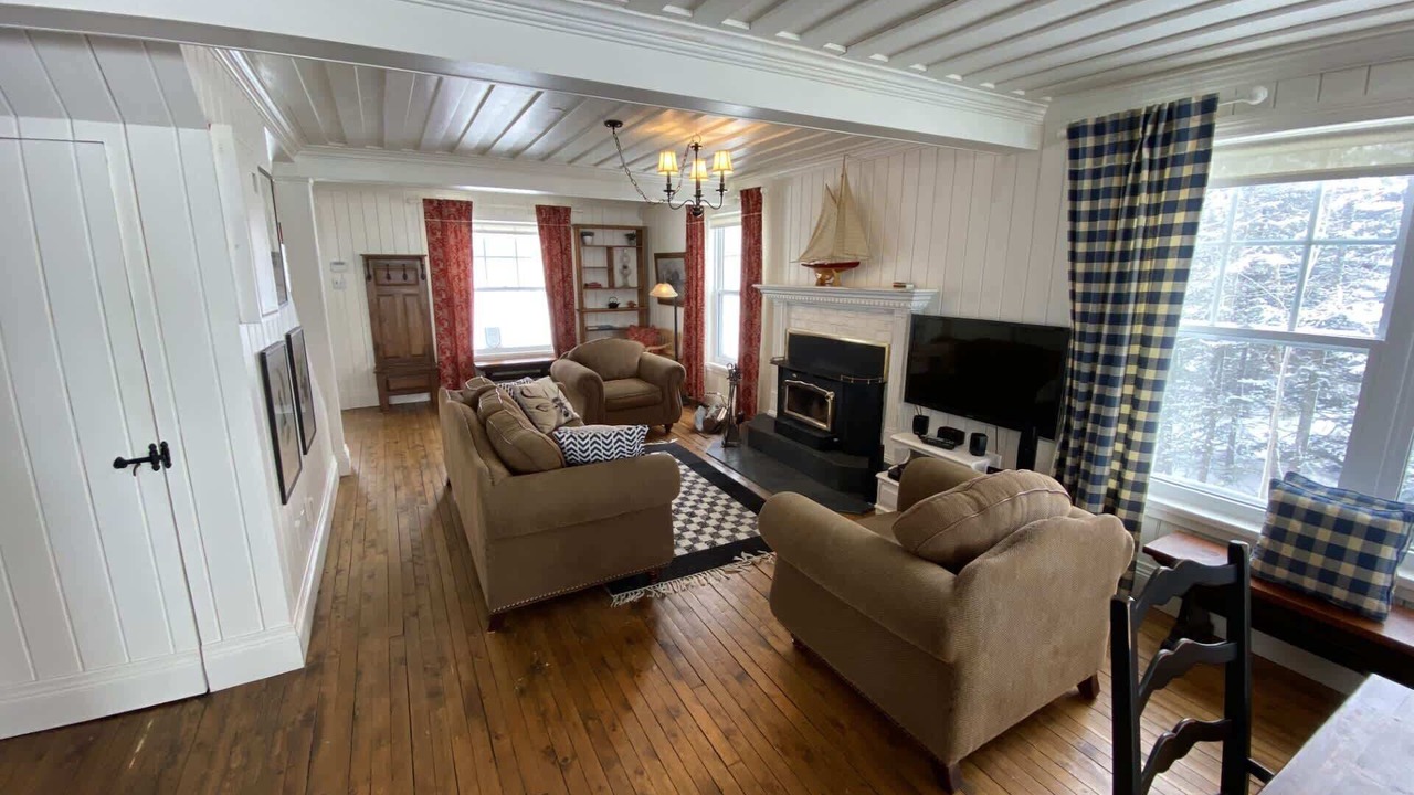 Photo of Livingroom in Riviere Du Loup
