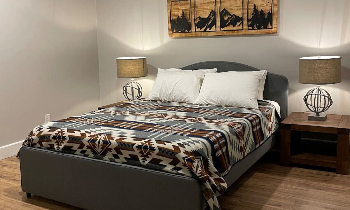 Photo of Bedroom in Bragg Creek