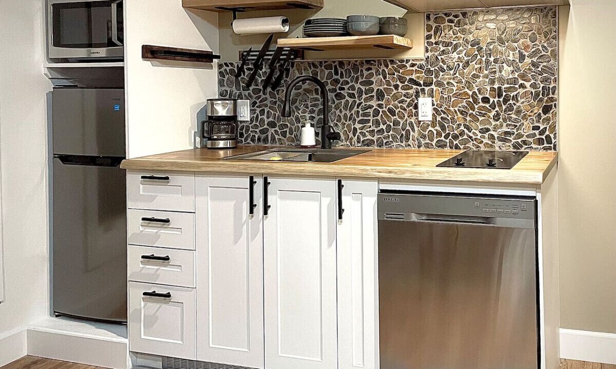 Photo of Kitchen in Bragg Creek