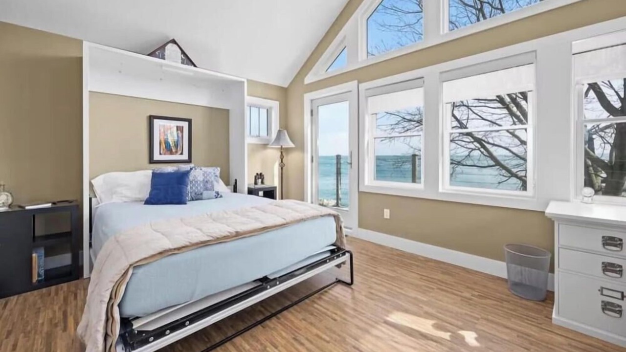 Photo of Bedroom in Huron