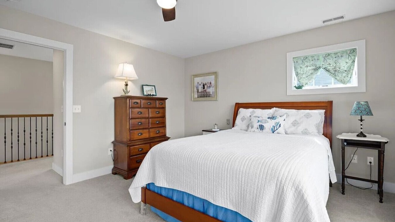 Photo of Bedroom in Huron