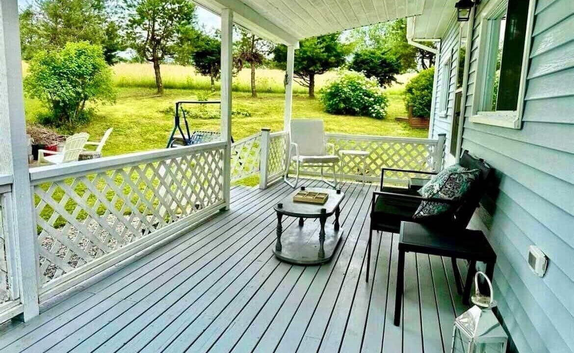 Photo of Patio Balcony in Lunenburg County