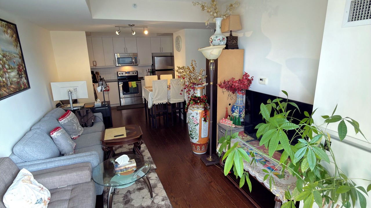 Photo of Livingroom in North York