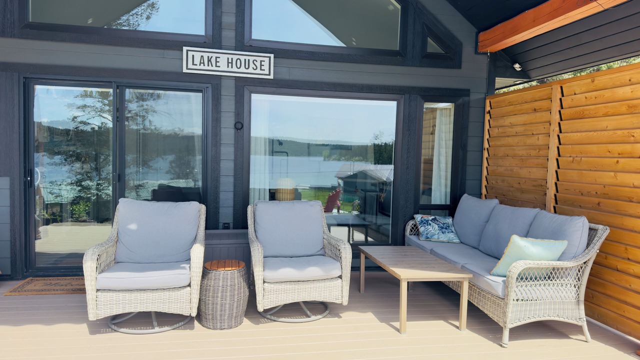 Photo of Patio Balcony in Lac La Hache