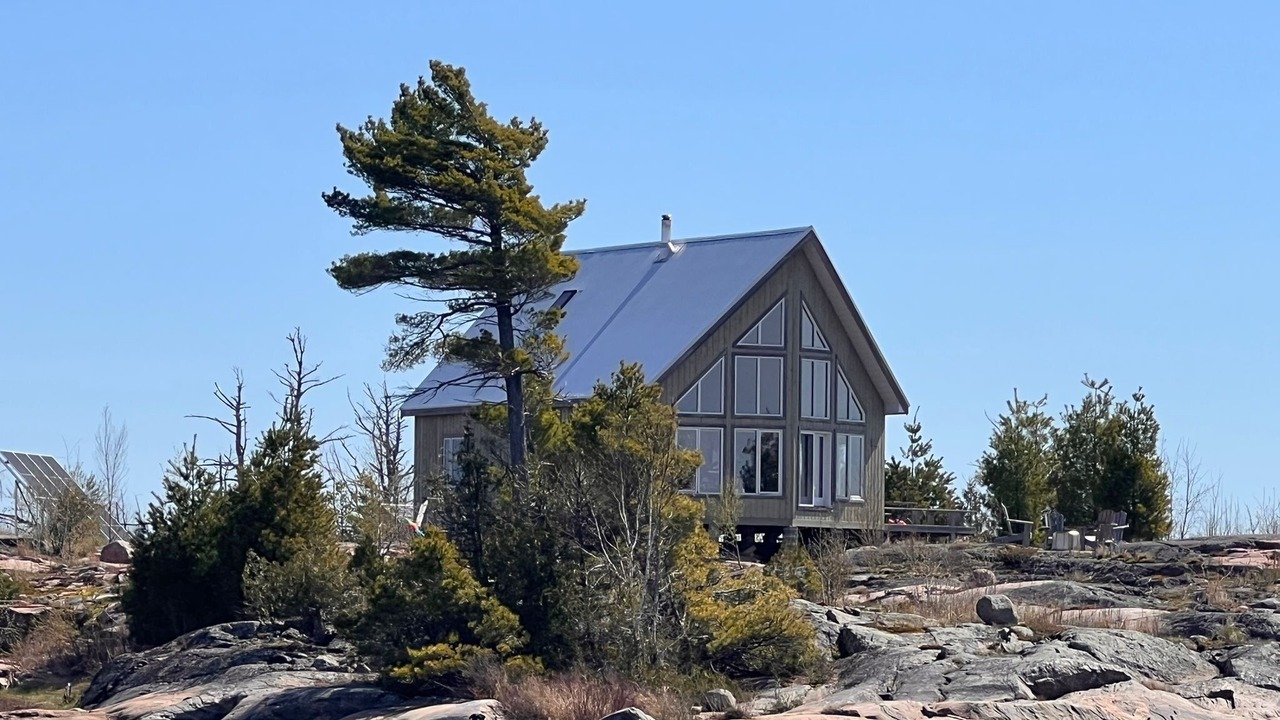 Photo of Outdoor in Byng Inlet