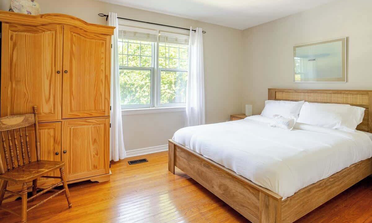 Photo of Bedroom in Burlington