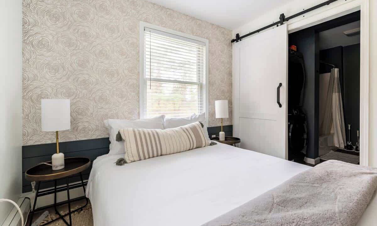 Photo of Bedroom in South Hill