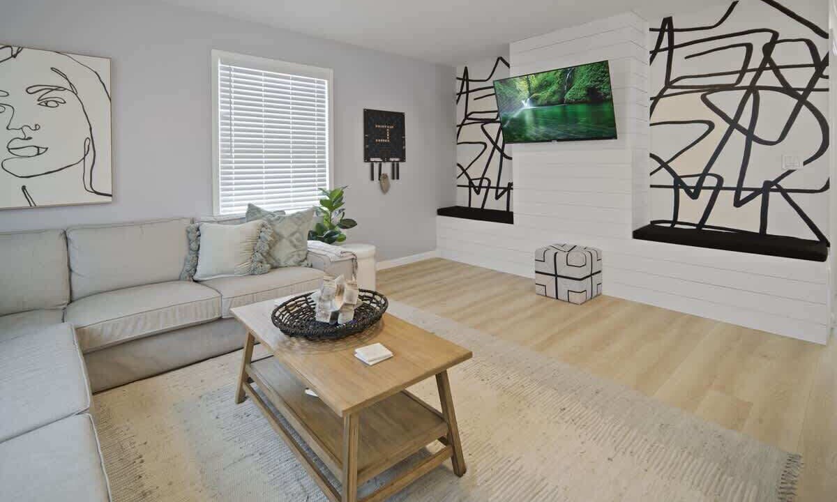 Photo of Livingroom in South Hill