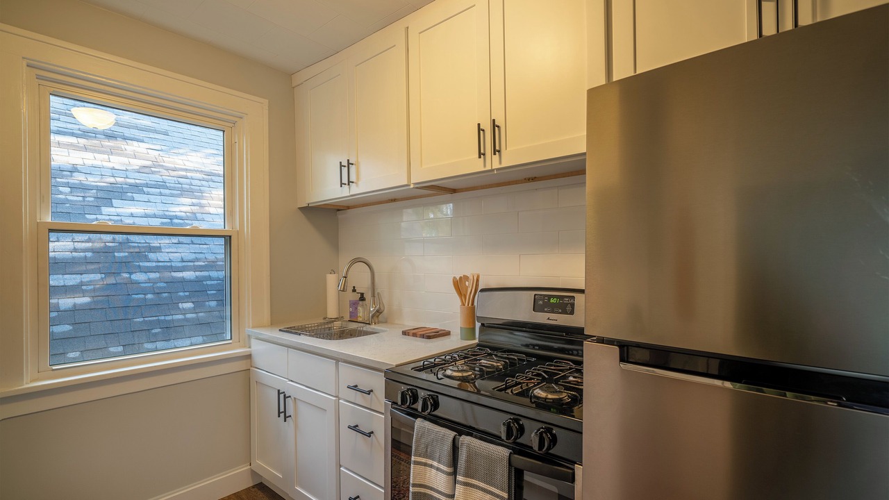 Photo of Kitchen in Front Park