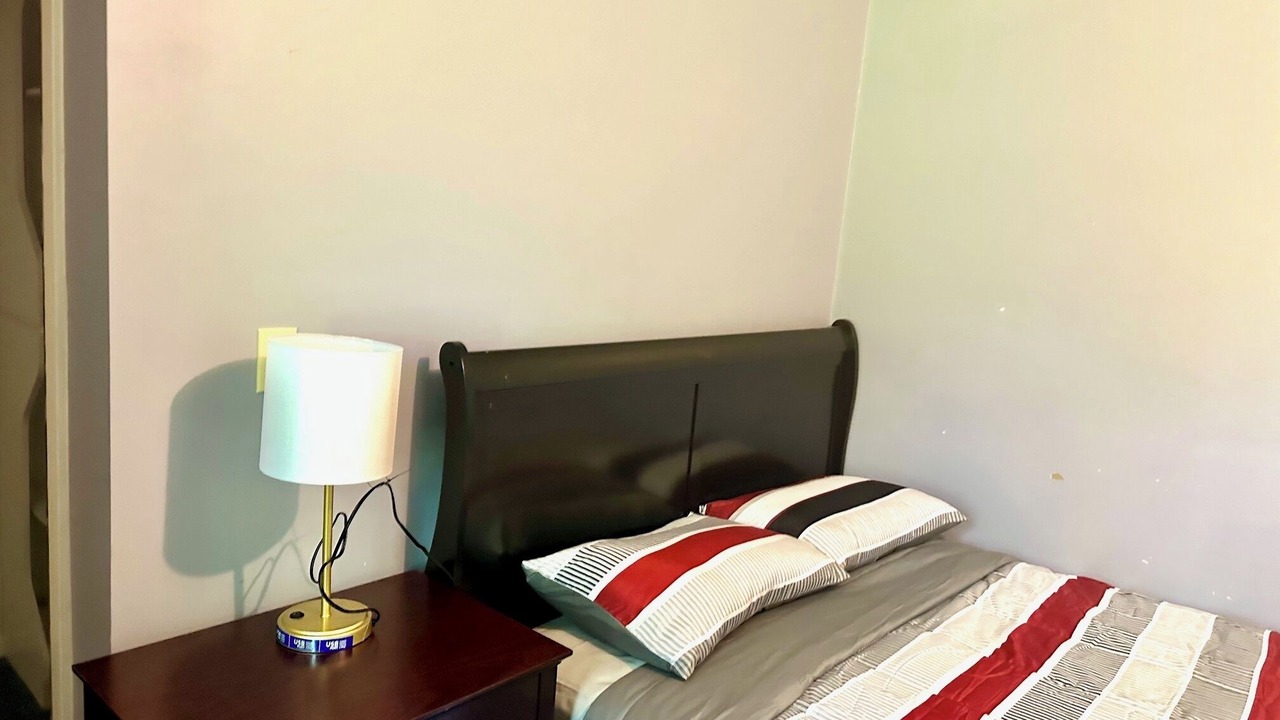 Photo of Bedroom in Hudson