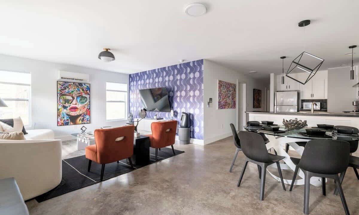 Photo of Livingroom in Ithaca
