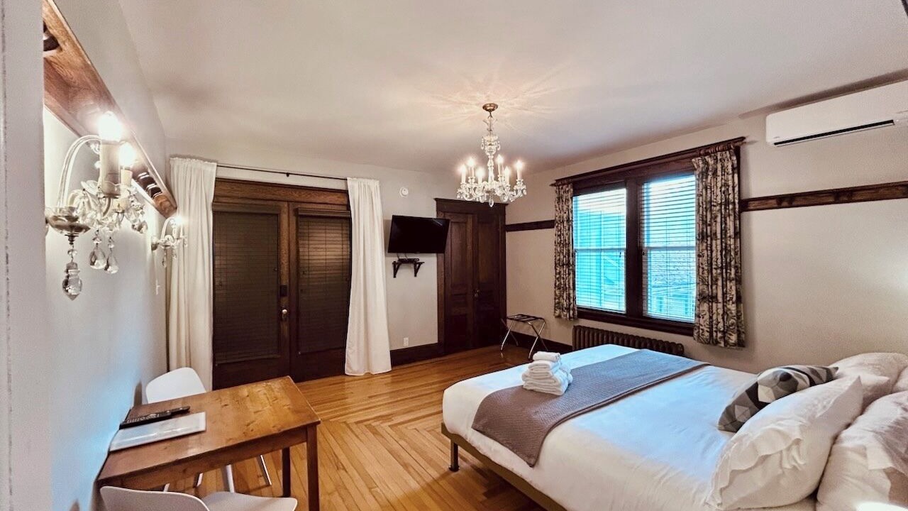 Photo of Bedroom in Lunenburg