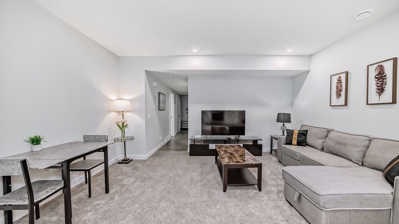 Photo of Livingroom in Evanston
