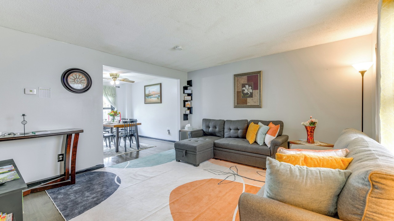 Photo of Livingroom in Downtown Buffalo