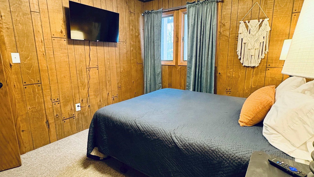 Photo of Bedroom in Bessemer
