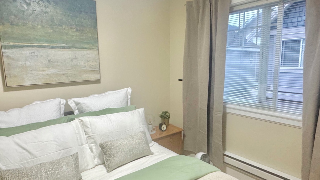 Photo of Bedroom in East Clayton