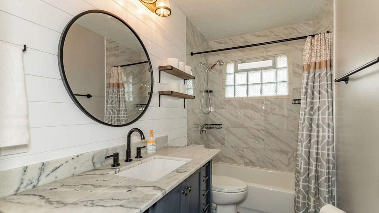 Photo of Bathroom in Mentor