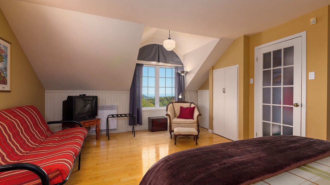 Photo of Bedroom in Baie-St-Paul