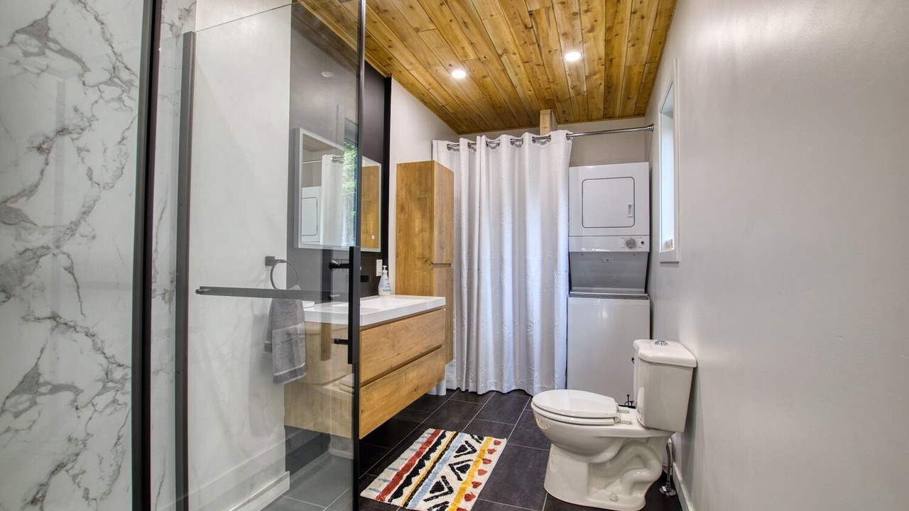 Photo of Bathroom in Saint Hilarion