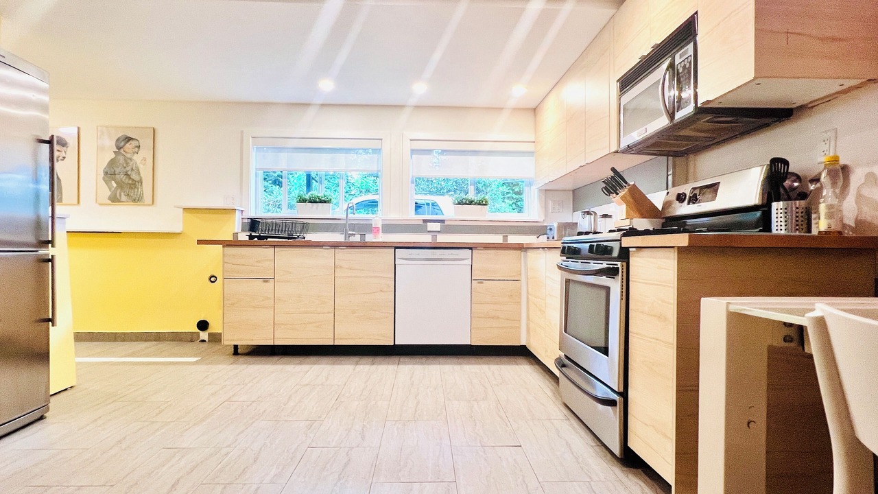 Photo of Kitchen in Lynn Valley