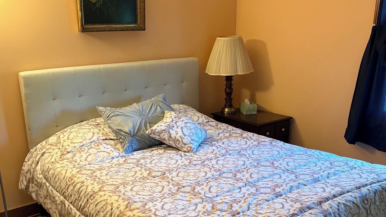Photo of Bedroom in Town of Scriba