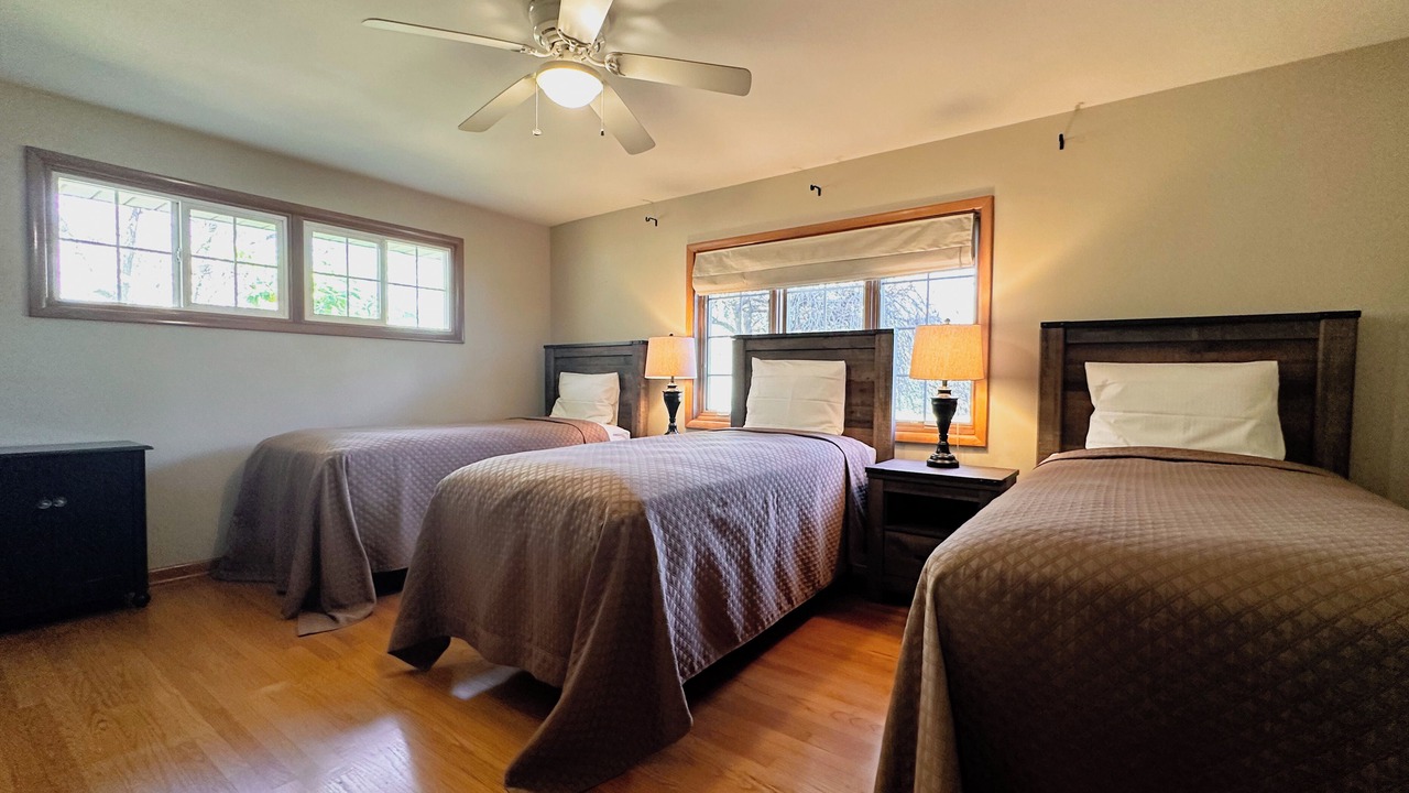 Photo of Bedroom in Niles