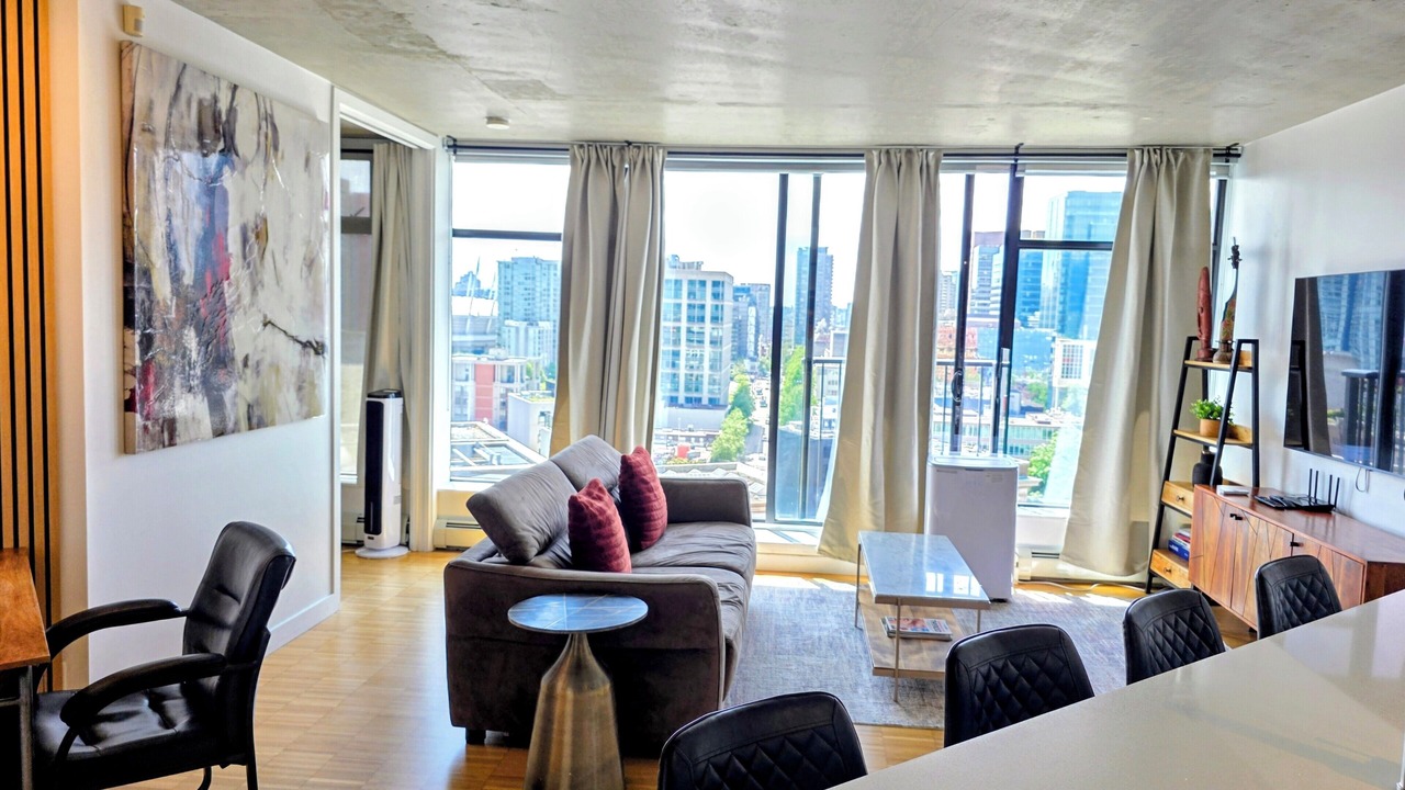 Photo of Livingroom in Gastown